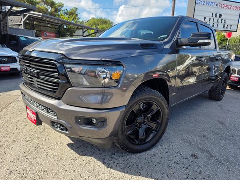 Used 2021 RAM 1500 Big Horn AWD/4WD image 2
