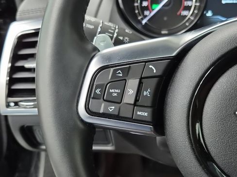 Used 2020 Jaguar F-TYPE Coupe image 20