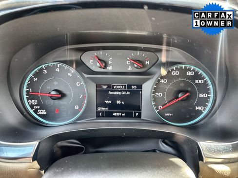 Used 2022 Chevrolet Traverse LS image 27