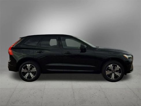 Used 2025 Volvo XC60 T8 Plus w/ Protection Package Premier image 7