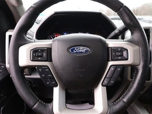 Used 2019 Ford F350 Lariat w/ Lariat Ultimate Package image 10