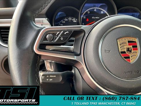 Used 2017 Porsche Macan Turbo AWD/4WD image 18