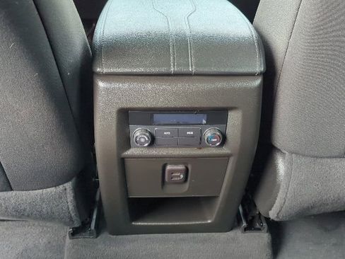 Certified 2023 Chevrolet Traverse LT image 15