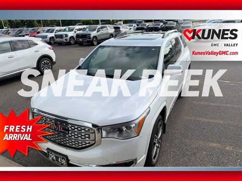 Used 2019 GMC Acadia Denali w/ Technology Package AWD/4WD image 7