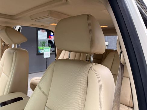Used 2008 Cadillac Escalade AWD image 10