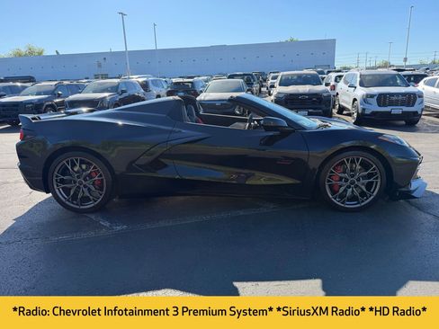 Used 2023 Chevrolet Corvette Stingray Premium Conv w/ Z51 Performance Package RWD image 6
