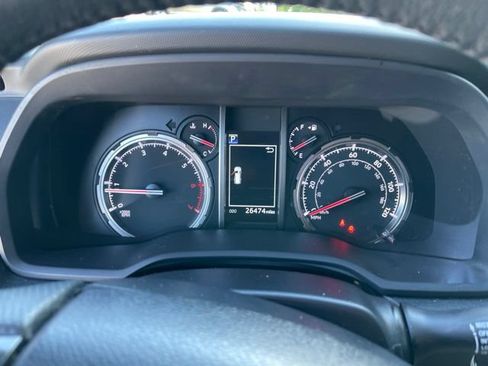 Used 2023 Toyota 4Runner TRD Off-Road Premium AWD/4WD image 8