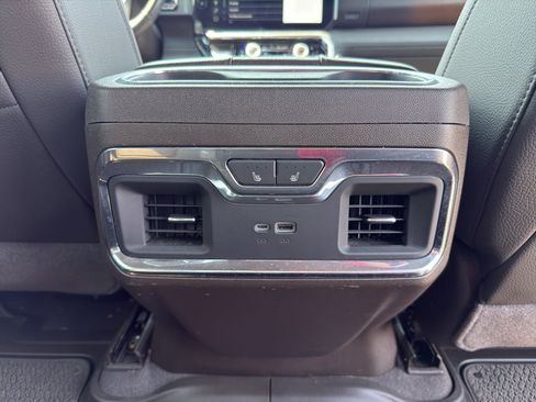 Used 2024 GMC Sierra 1500 Denali AWD/4WD image 13