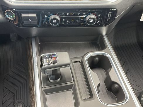 Used 2026 Chevrolet Silverado 1500 LT AWD/4WD image 24