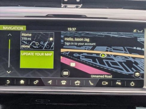 Used 2017 Jaguar F-PACE R-Sport image 14