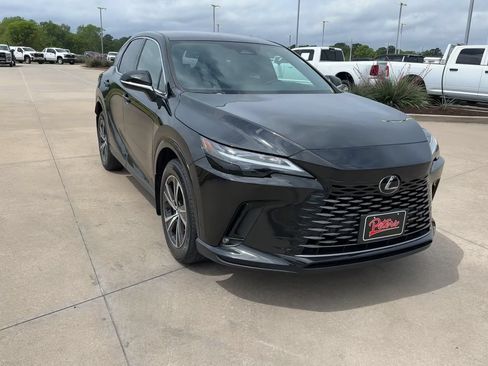 Used 2024 Lexus RX 350 FWD w/ Technology Package image 2