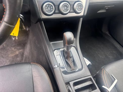 Used 2017 Subaru Crosstrek 2.0i Limited AWD/4WD image 11