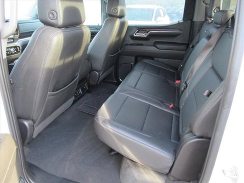 Used 2024 GMC Sierra 1500 SLT AWD/4WD image 27