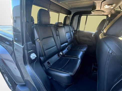 Used 2020 Jeep Gladiator Overland w/ LED Lighting Group image 23