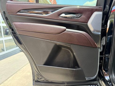 Used 2023 Cadillac Escalade V AWD/4WD image 35