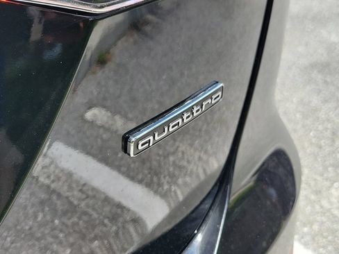 Used 2024 Audi Q4 e-tron Premium Plus w/ Premium Plus AWD/4WD image 8