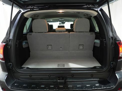 Used 2018 Toyota Sequoia SR5 image 7