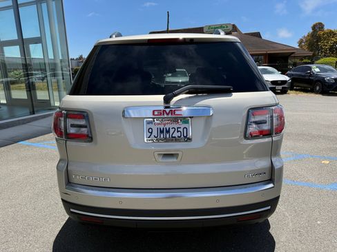 Used 2015 GMC Acadia SLT AWD/4WD image 7