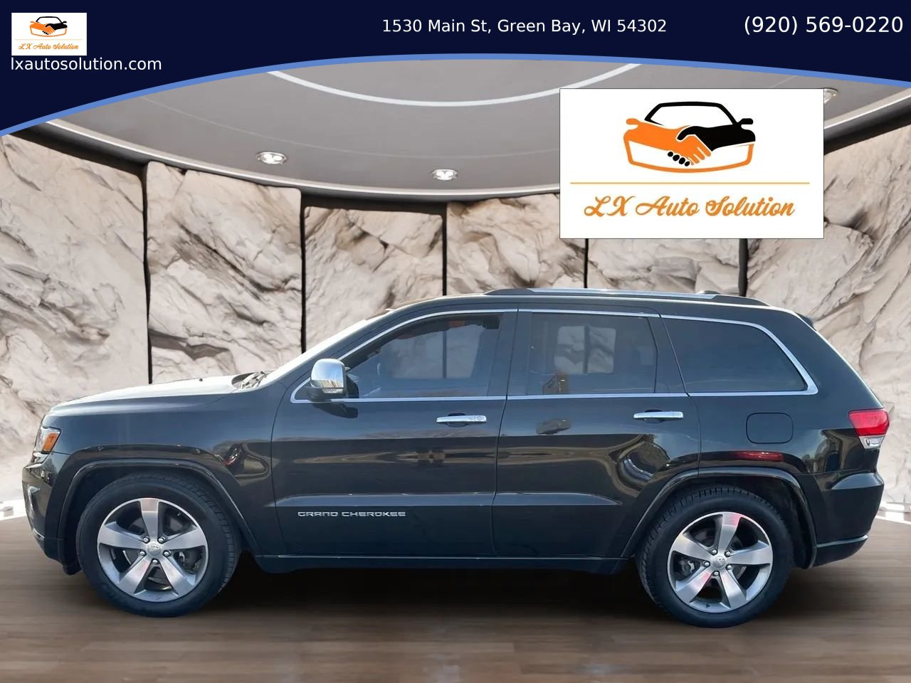 Used 2014 Jeep Grand Cherokee Overland w/ Advanced Technology Group AWD/4WD image 7