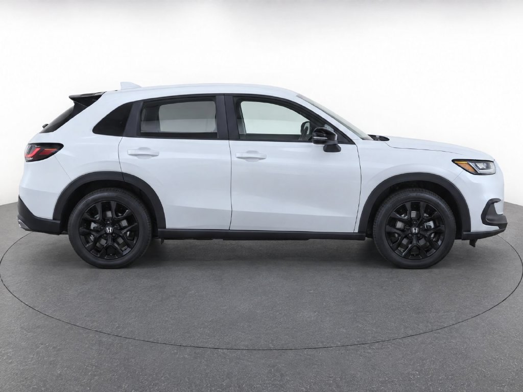 Used 2024 Honda HR-V Sport image 8