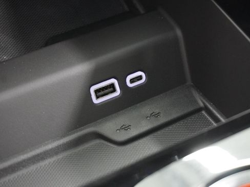 New 2026 Chevrolet Suburban Premier image 38