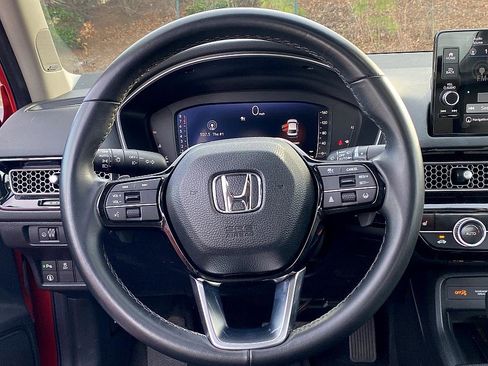 Used 2023 Honda Civic Touring image 13