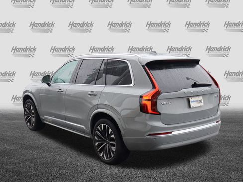 Certified 2025 Volvo XC90 B6 Plus image 8
