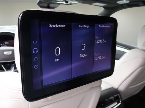 Certified 2025 Cadillac Escalade ESV V AWD/4WD image 15