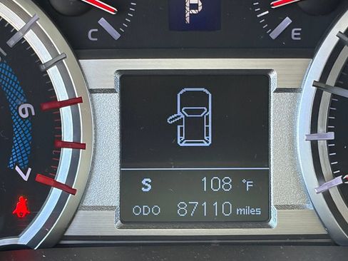 Used 2019 Toyota 4Runner SR5 Premium AWD/4WD image 11
