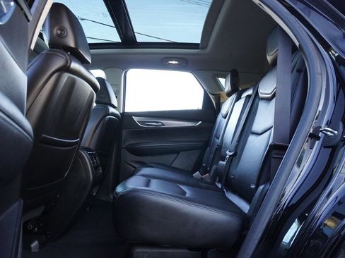 Used 2019 Cadillac XT5 Luxury image 38