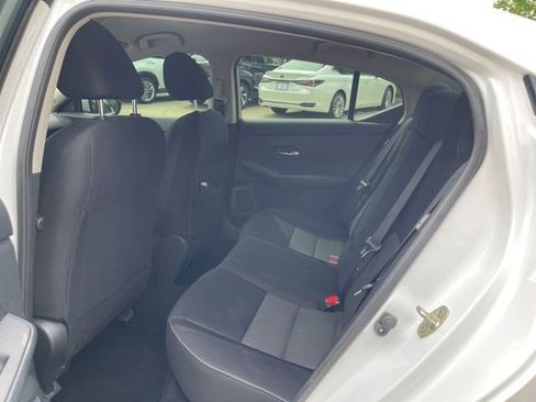 Used 2020 Nissan Sentra SV FWD image 32