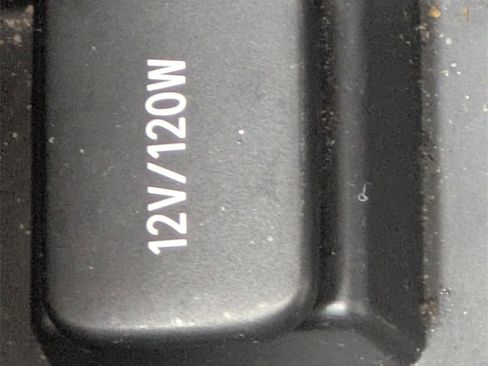 Used 2015 Toyota Highlander LE image 24