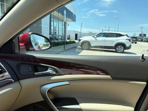 Used 2014 Buick Regal Premium FWD image 40