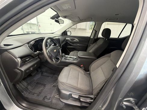Used 2018 Chevrolet Traverse LS AWD/4WD image 10