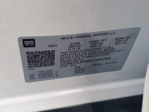 Used 2025 Chevrolet Traverse RS w/ LPO, Floor Liner Package image 35