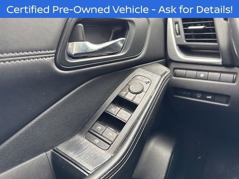 Used 2023 Nissan Rogue SV w/ SV Premium B Package AWD/4WD image 19