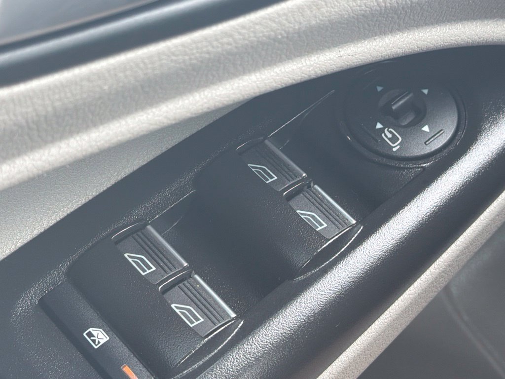 Used 2022 Ford Transit Connect XLT FWD image 14