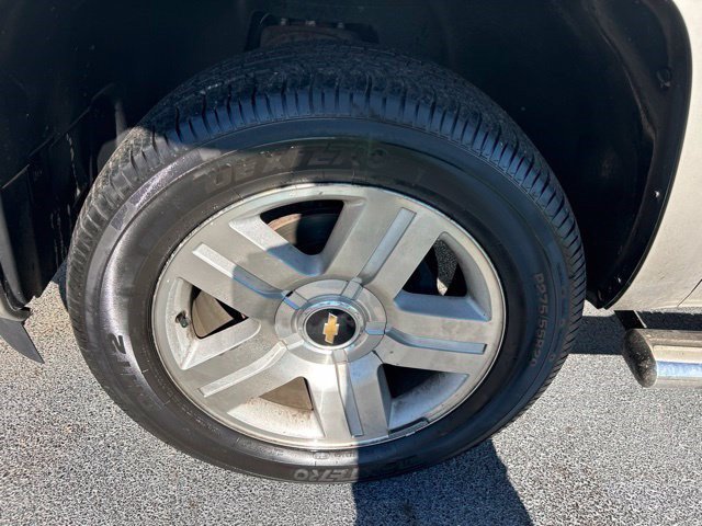 Used 2008 Chevrolet Silverado 1500 LTZ w/ Sun And Navigation Package RWD image 51