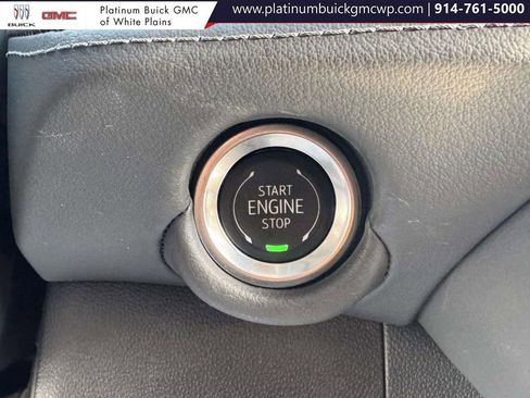 Used 2025 Chevrolet Tahoe LT image 25