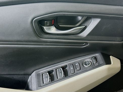 Used 2024 Honda Accord EX image 15