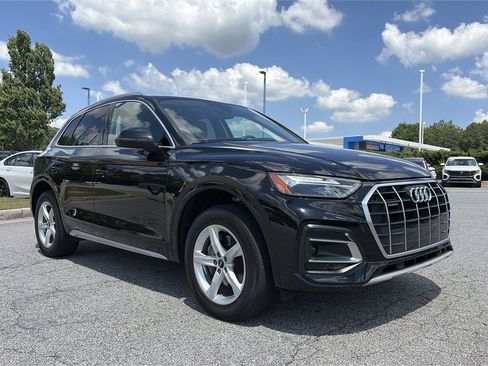 Used 2023 Audi Q5 2.0T Premium w/ Convenience Package AWD/4WD image 9