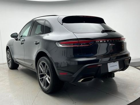 Used 2026 Porsche Macan image 3