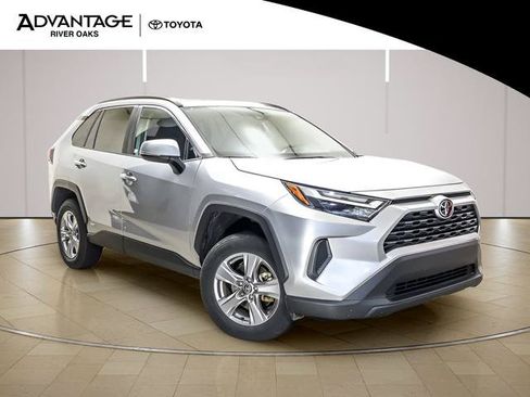 Certified 2025 Toyota RAV4 XLE AWD/4WD image 2