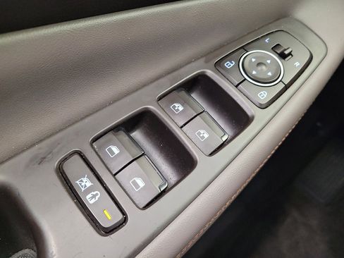 Used 2019 Hyundai Santa Fe Limited FWD image 27