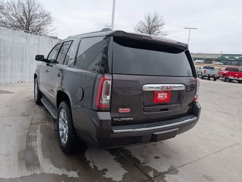 Used 2015 GMC Yukon Denali w/ Touring Package image 25