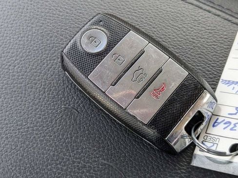 Used 2015 Kia Optima EX image 30