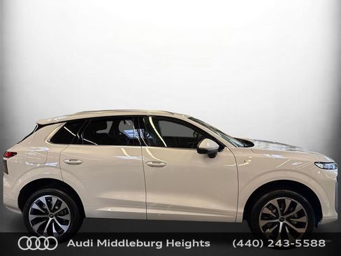 Used 2026 Audi Q3 quattro 2.0T AWD/4WD image 9