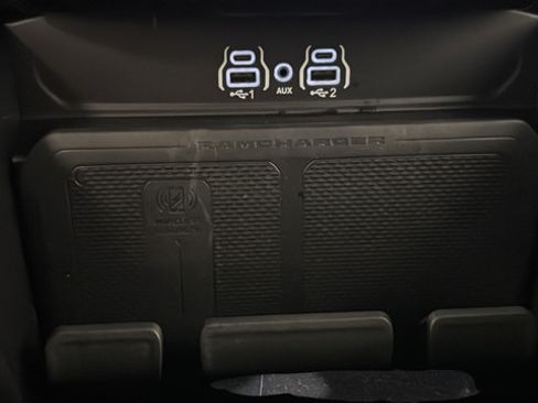 Used 2025 RAM 1500 Laramie w/ Sport Appearance Package AWD/4WD image 45