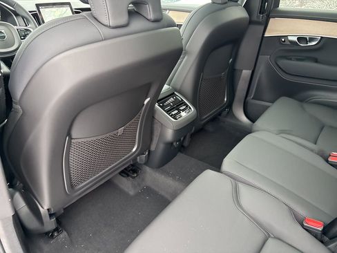 New 2026 Volvo XC90 B6 Core w/ Protection Package Premier AWD/4WD image 36