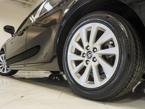 Used 2024 Toyota Camry LE w/ Convenience Package FWD image 37